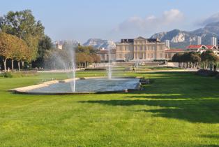 Parc Borely à Marseille entourant le château du XVIII e siècle