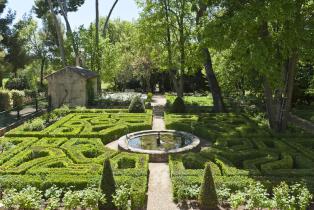 jardins à la française de la Bastide de Romégas à Aix-en-Provence